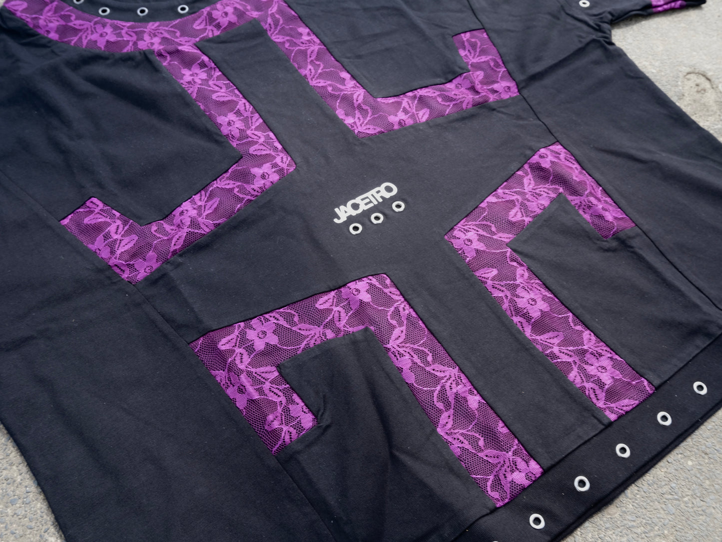 METAL LACE T-SHIRT BLACK/PURPLE